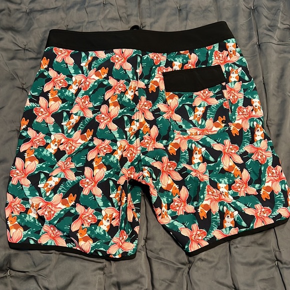 Corgi Swim trunks in size L - Picture 3 of 4